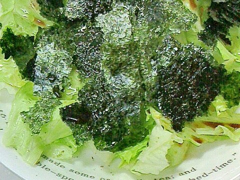 レタスと海苔のサラダ